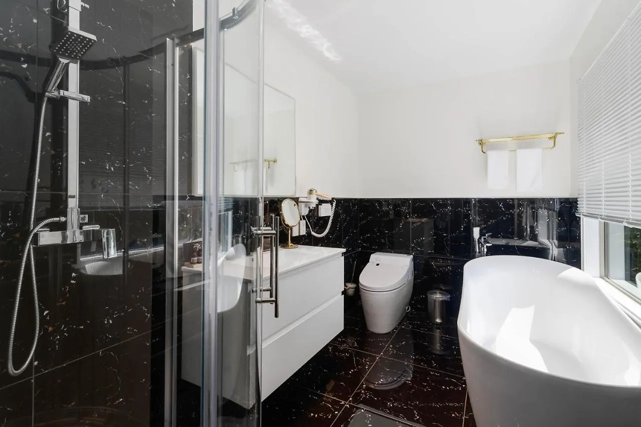 Luxury Lakeside Retreat Villa Rotorua 0*,